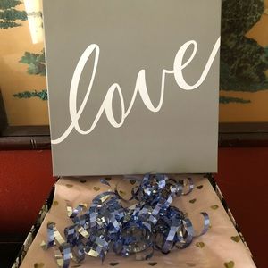 Beauty mystery box with 5 items.